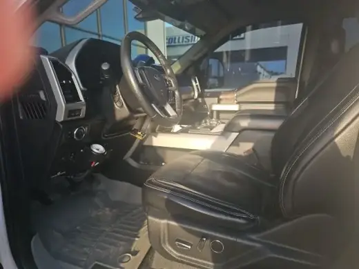 Ford F-350 Super Duty 2018 4x4 Lariat 4dr Crew Cab 6.8 ft. SB SRW Pickup