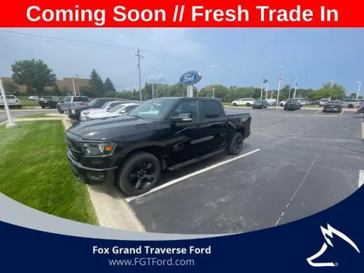 Ram 1500 2019 4x4 Big Horn 4dr Crew Cab con cabina de 5.6 pies de largo pickup