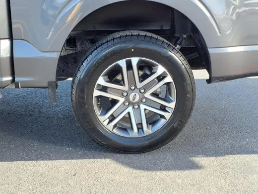 Ford F-150 2022 4x2 XL 4dr SuperCrew 5.5 ft. SB