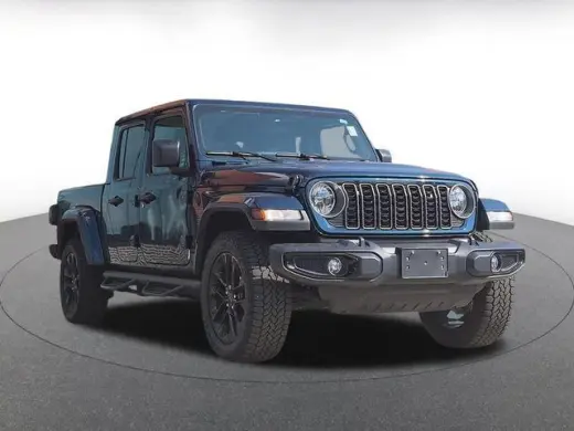 Jeep Gladiator 2025 4x4 NightHawk 4dr Cabina de Trabajo 5.0 ft. SB
