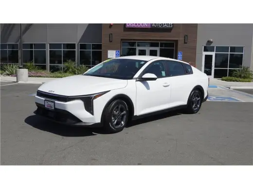 2025 Kia K4