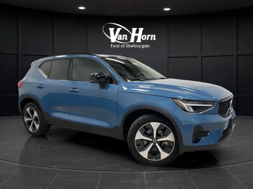 2024 Volvo XC40