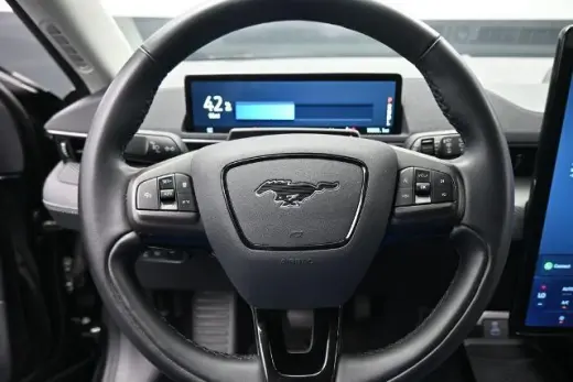 Ford Mustang Mach-E 2024 Select 4dr SUV