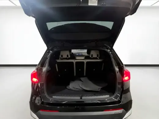 Vehículo de Actividad Deportiva BMW X1 2023 AWD xDrive28i de 4 puertas