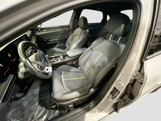Kia K5 2025 GT 4dr Sedán