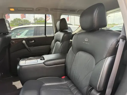 2012 INFINITI QX56