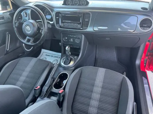 Volkswagen Beetle 2012
