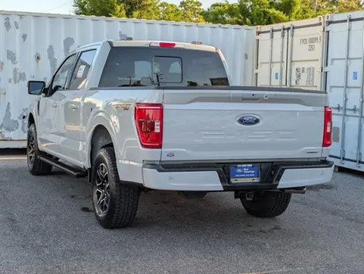 Ford F-150 2023 4x4 XLT 4dr SuperCrew 5.5 ft. SB