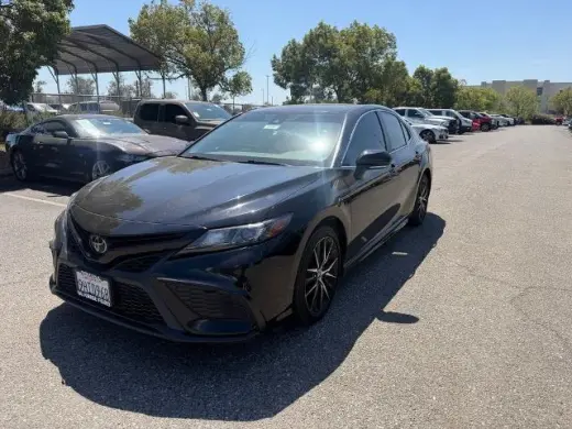 Toyota Camry 2022 SE 4dr Sedán