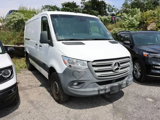 Mercedes-Benz Sprinter 2022 4x2 2500 3dr 144 in. WB Furgón de Carga (3.0L V6)