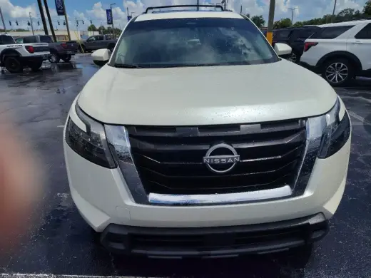 Nissan Pathfinder 2024 SV 4x4 SUV