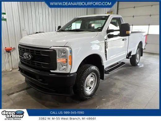 Ford F-250 Super Duty 2023 4x4 XL 2dr Cabina Regular Camioneta de 8 ft. LB