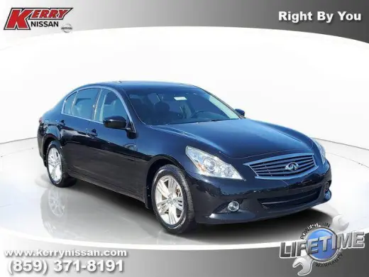 INFINITI G37 Sedán 2014 tracción integral x 4 puertas