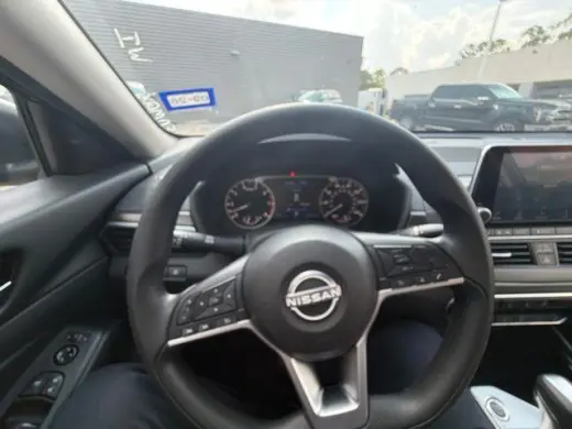 Nissan Altima 2024 2.5 SV 4dr Sedán