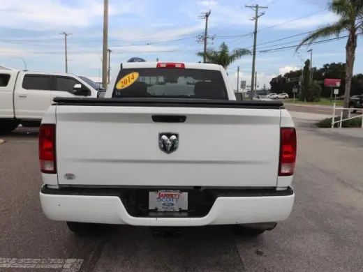 Ram 1500 2014 4x2 Express 2dr Cabina Regular 6.3 ft. SB Pickup