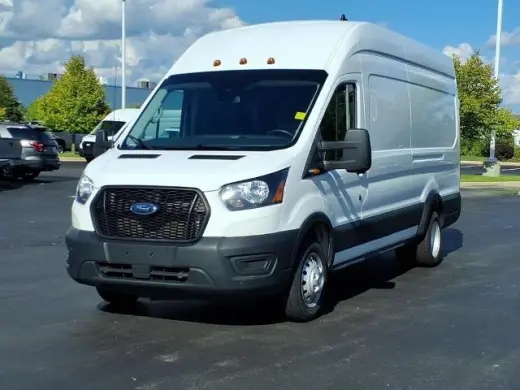 Ford Transit 2022 350 HD 3dr LWB High Roof DRW Extended Cargo Van con un peso de carga máximo de 10360 libras