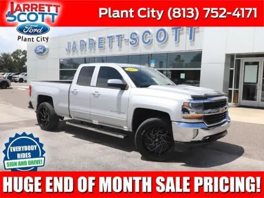 Chevrolet Silverado 1500 2017 4x2 LT Doble Cabina 4 puertas Caja Corta de 6.5 pies
