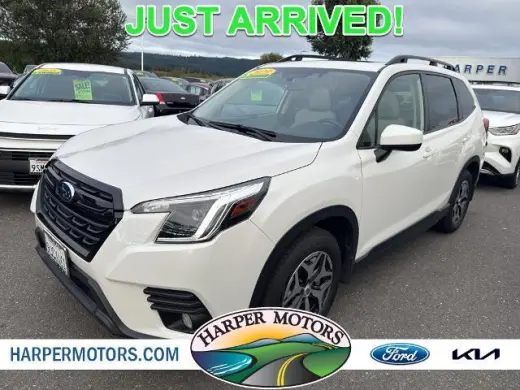 Subaru Forester 2023 AWD Premium Crossover de 4 puertas