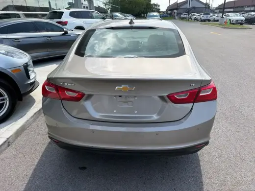 Chevrolet Malibu 2024 LT Sedán de 4 puertas con 1LT