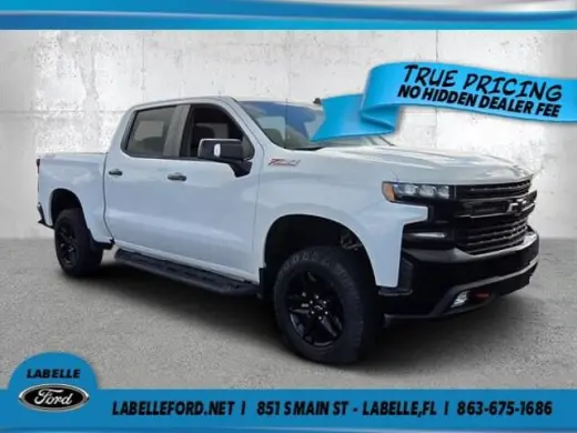 Chevrolet Silverado 1500 2020 4x4 LT Trail Boss 4dr Crew Cab con motor de 5.8 ft. SB.