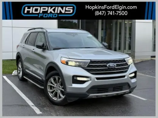 Ford Explorer 2024 con tracción en las cuatro ruedas XLT de 4 puertas SUV