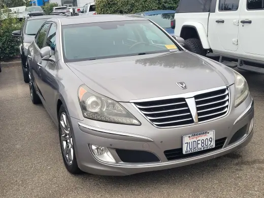 Sedán de 4 puertas Hyundai Equus Signature 2013