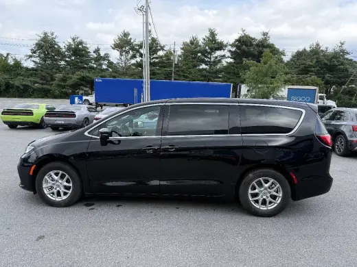 2025 Chrysler Pacifica