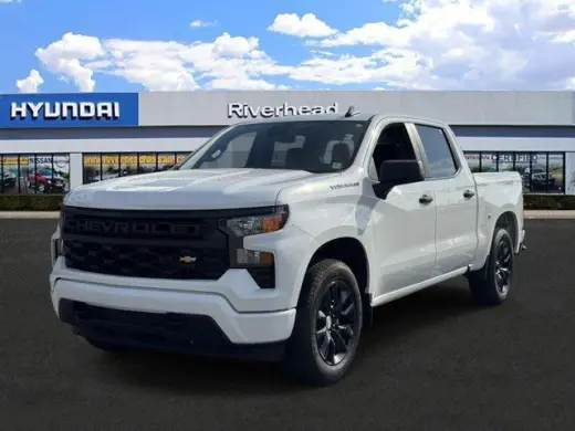 Chevrolet Silverado 1500 2023 4x4 Custom 4dr Crew Cab 5.8 ft. SB