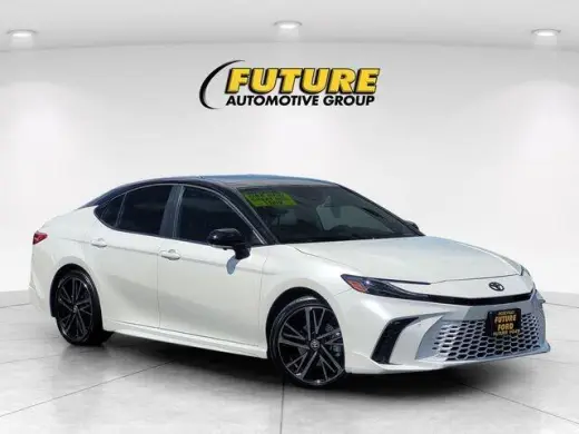 Toyota Camry 2025 SE 4dr Sedán