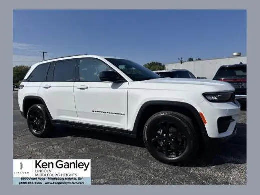 Jeep Grand Cherokee 2025 4x4 Laredo 4dr SUV
