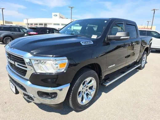 Ram 1500 2021 4x4 Big Horn 4 puertas Crew Cab Pickup con carrocería larga de 5,6 pies