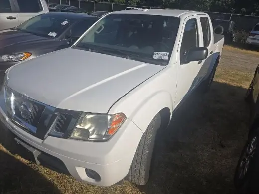 Nissan Frontier 2012 4x2 S 4dr Crew Cab SWB Pickup 6M