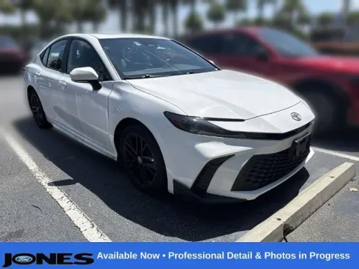 Toyota Camry 2025 SE 4dr Sedan