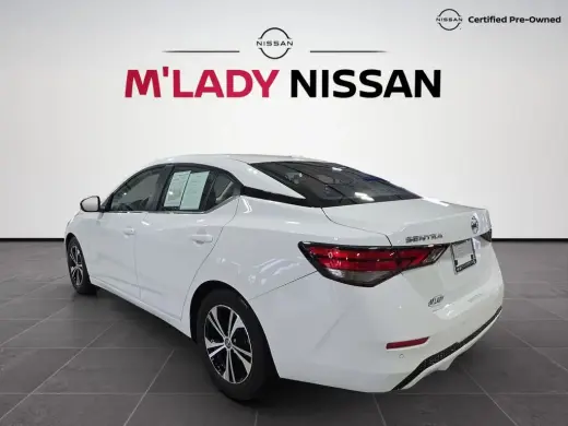 Nissan Sentra 2023 SV Sedán de 4 puertas