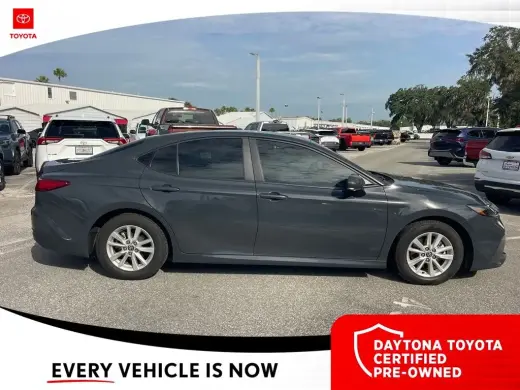 Toyota Camry 2025 LE 4 tracción sedán