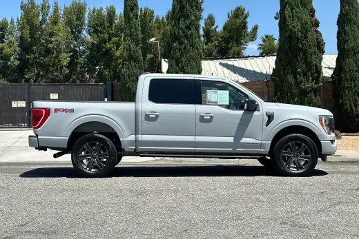 Ford F-150 2023 4x4 XLT 4dr SuperCrew 5.5 ft. SB
