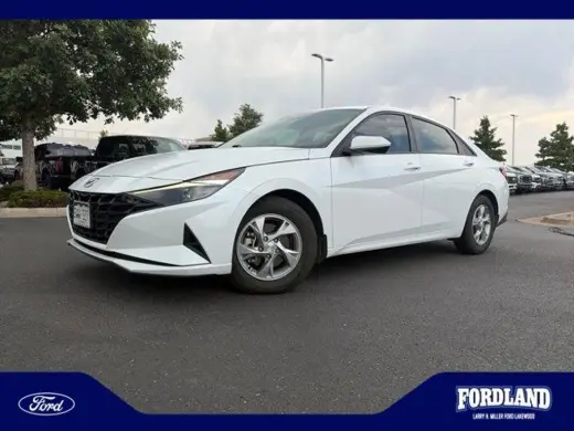 Hyundai ELANTRA 2022 SE Sedán 4p.