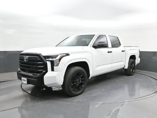Toyota Tundra 2024 4x4 SR 4p CrewMax Cab Pickup SB