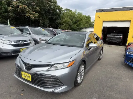 Toyota Camry 2019