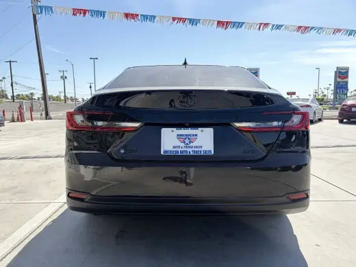 Toyota Camry 2025