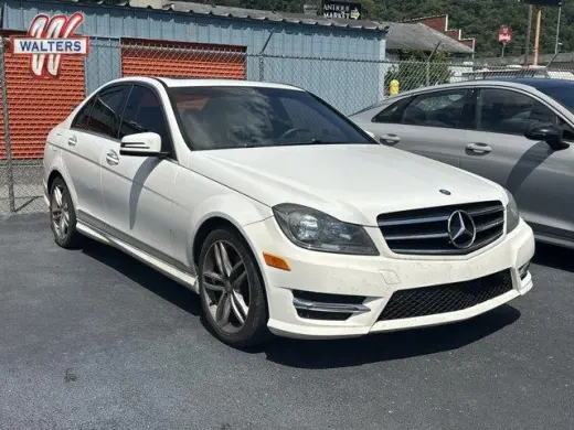 Mercedes-Benz Clase C 2014 C 250 Luxury Sedán de 4 puertas