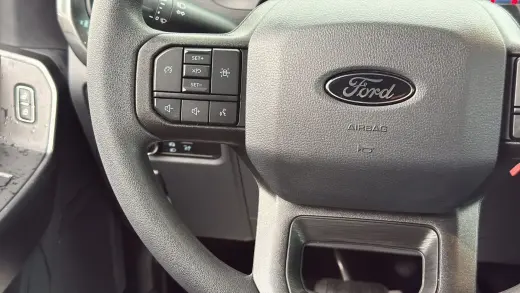Ford F-150 2024 4x2 STX 4p SuperCrew 5.5 ft. SB