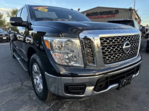 Nissan Titan 2018