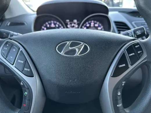Hyundai Elantra 2015
