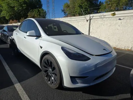 Tesla Model Y 2022 AWD Performance 4dr Crossover