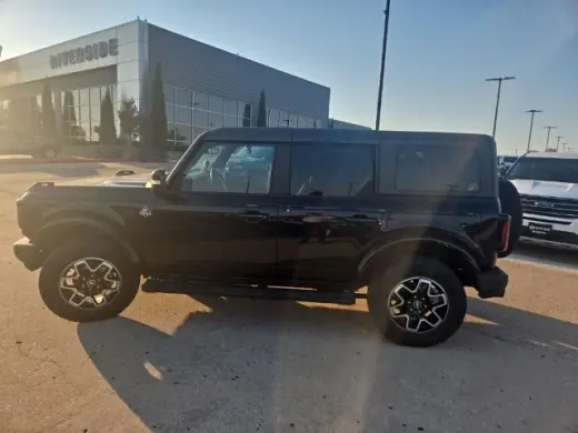 Ford Bronco 2024 4x4 Outer Banks 4dr SUV