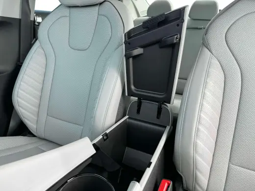 Hyundai ELANTRA 2025 Limitada 4p Sedan
