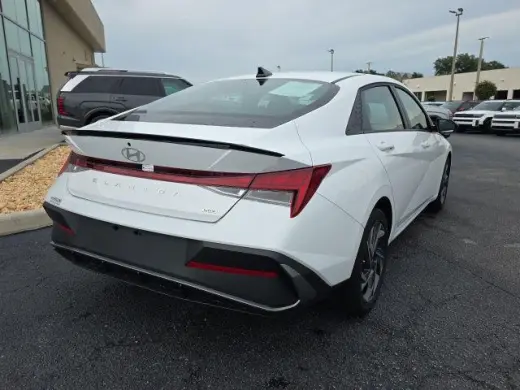 Hyundai ELANTRA Hybrid 2025 SEL Sport 4dr Sedan