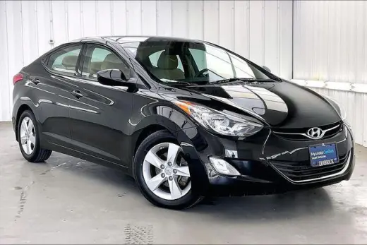 Hyundai ELANTRA 2013 GLS 4p Sedan 6M