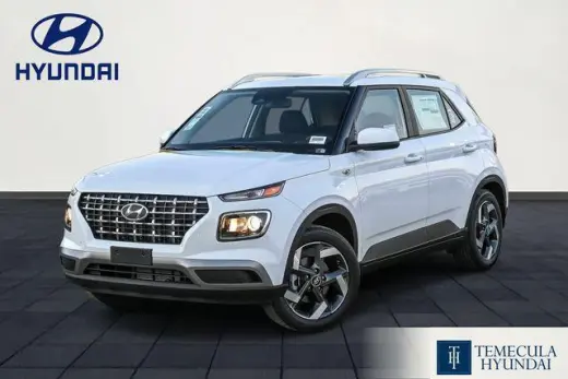 Hyundai VENUE 2026 SEL Crossover de 4 puertas con techo bicolor